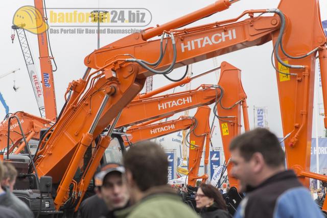 Hitachi_Bauma_2013_19.jpg