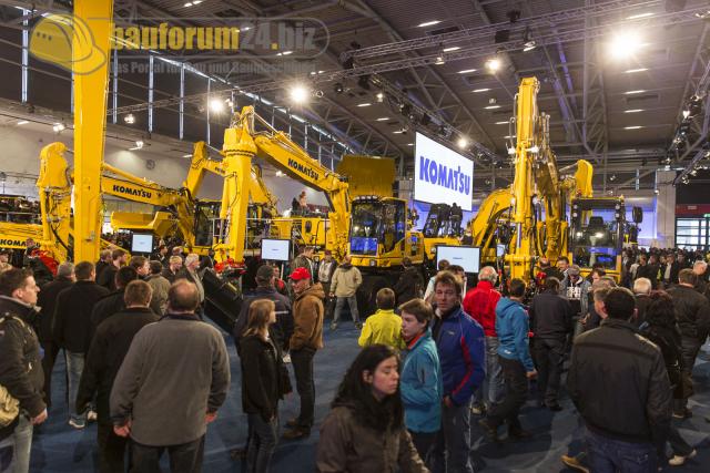 Komatsu_Bauma_2013_17.jpg