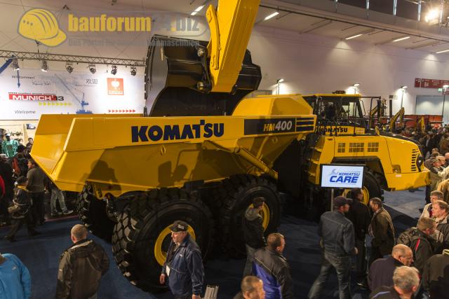 Komatsu_Bauma_2013_18.jpg