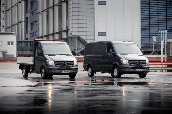 Mercedes_Benz_Sprinter.jpg