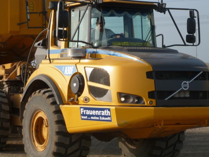 Volvo_Dumper_05.JPG