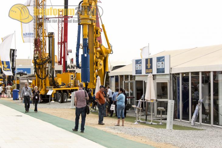 1_bauma_africa_2013_1528.jpg