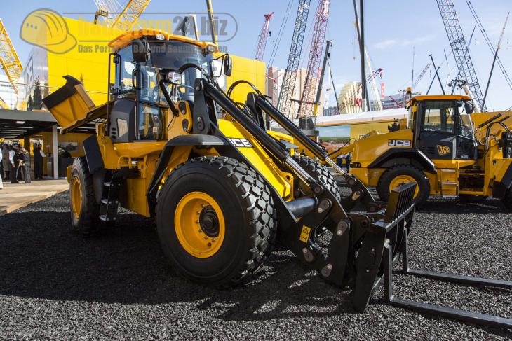 conexpo2014_jcb_30.jpg