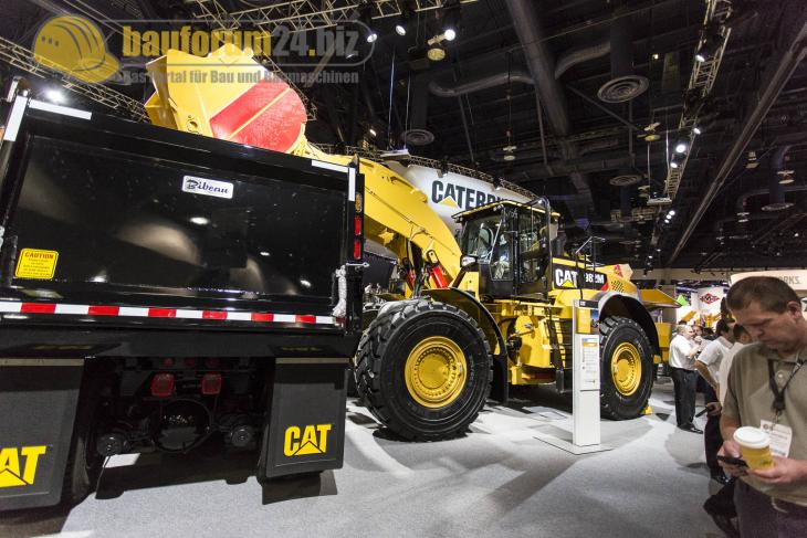 conexpo2014_cat_75.jpg