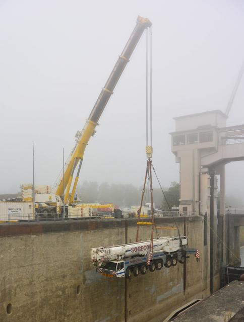 Terex_Sogecofa_Lock_Lift_06.jpg