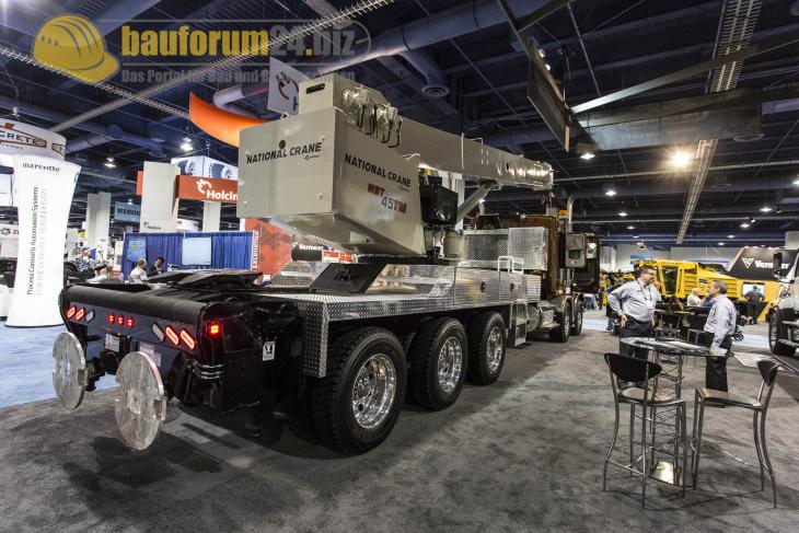 conexpo2014_freightliner_truck_12.jpg