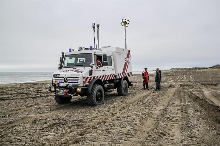 14A218_Unimog_zur_Rettung_aus_Seenot_1.jpg