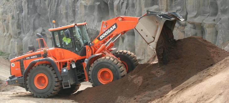 Doosan_DL_420.jpg