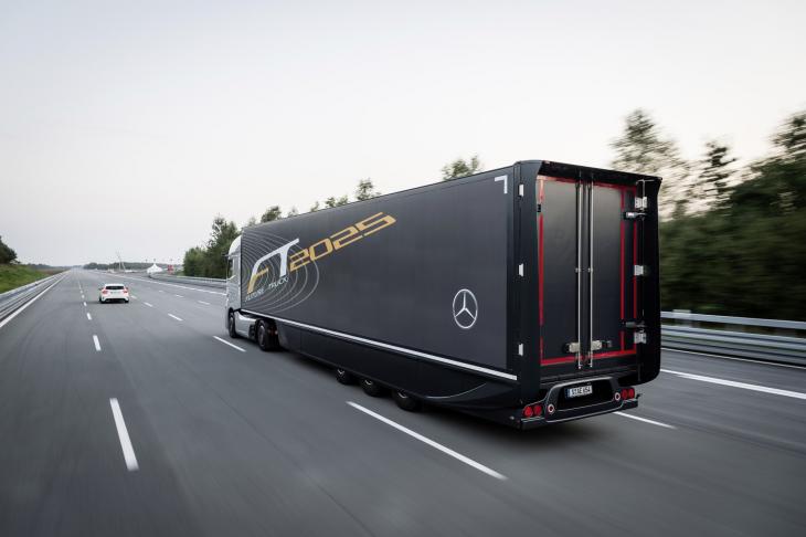 Mercedes_Benz_Future_Truck_2025_015.jpg