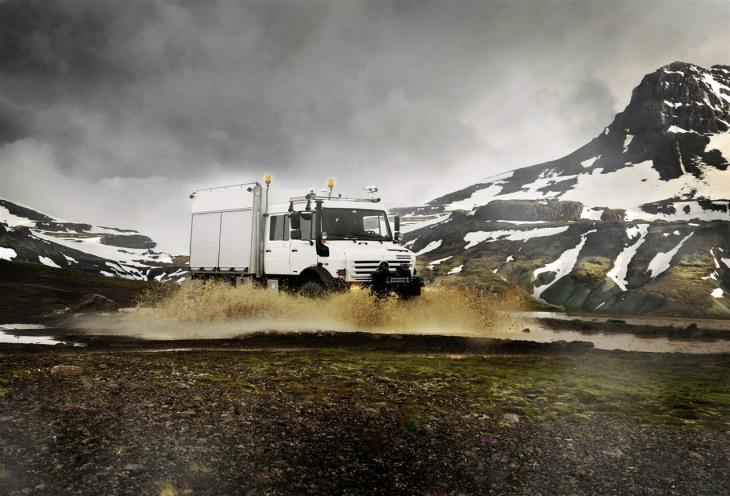 Unimog_U_4000_Island_2.jpg