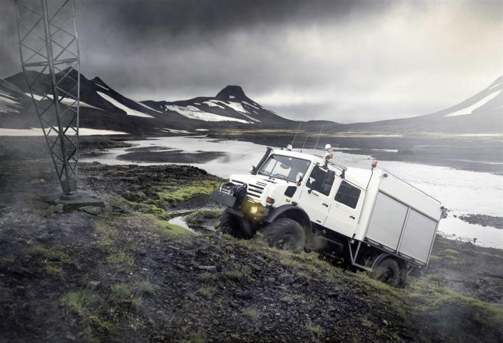 Unimog_U_4000_Island_3.jpg