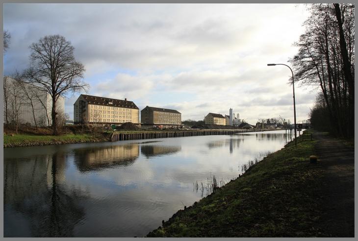 _Hafen_Osnabr_ck_04._Januar_2015__8_.jpg