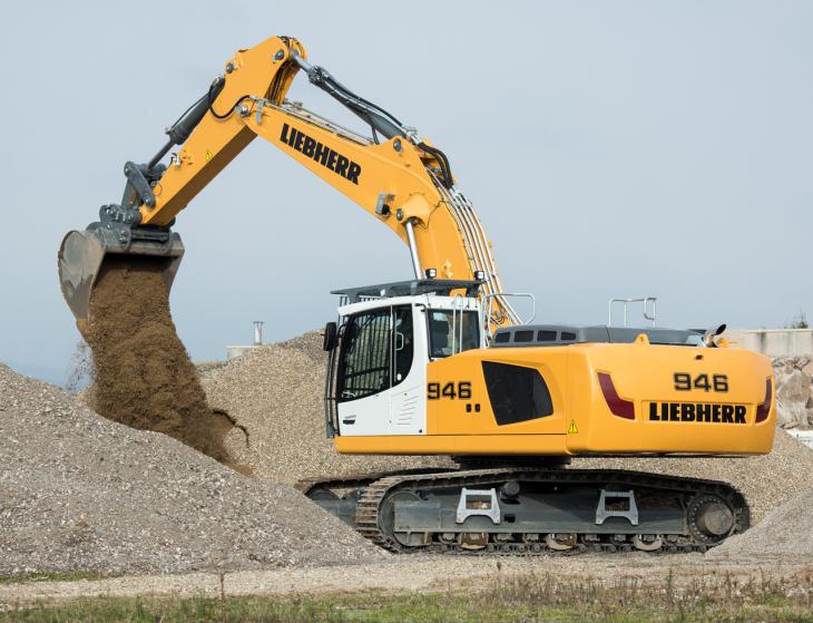 Liebherr_R_946_Stage_IV.jpg