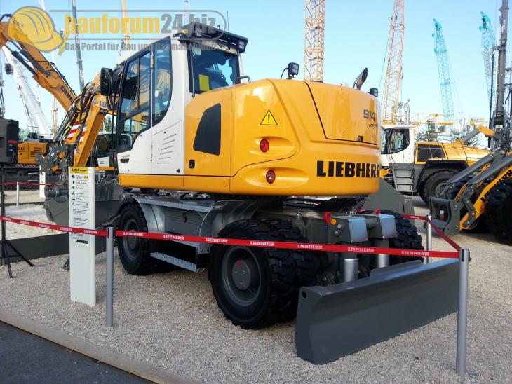 Bauforum24_Fotostrecke_Intermat_2015_Paris_132.jpg