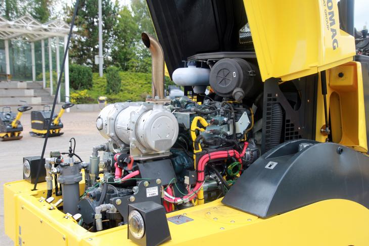 Bomag_BW11RH_5_Motor.jpg