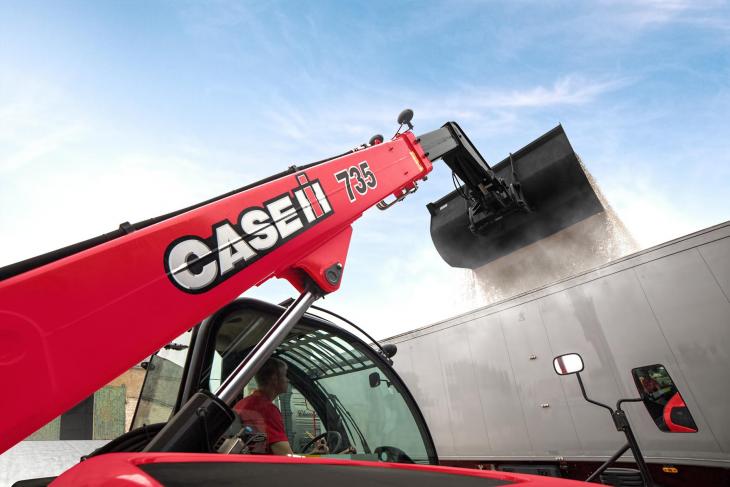 Case_IH_Farmlift_735_2.jpg