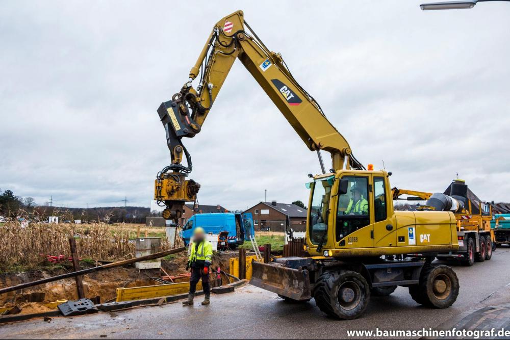 Baustelle Fernwärmeleitung 160111 (14 von 36).jpg