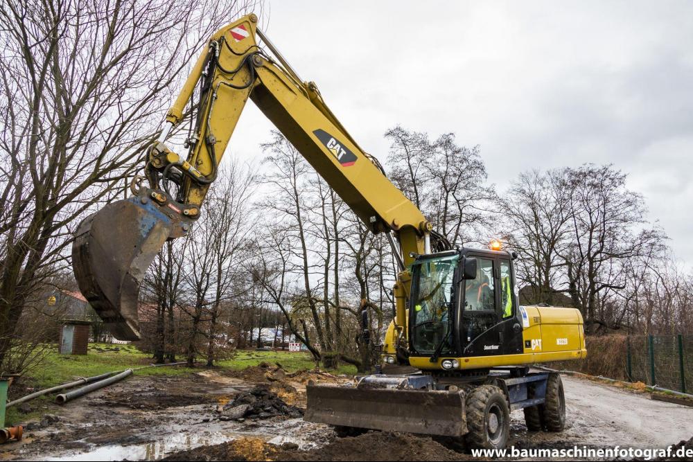 Baustelle Fernwärmeleitung 160111 (27 von 36).jpg