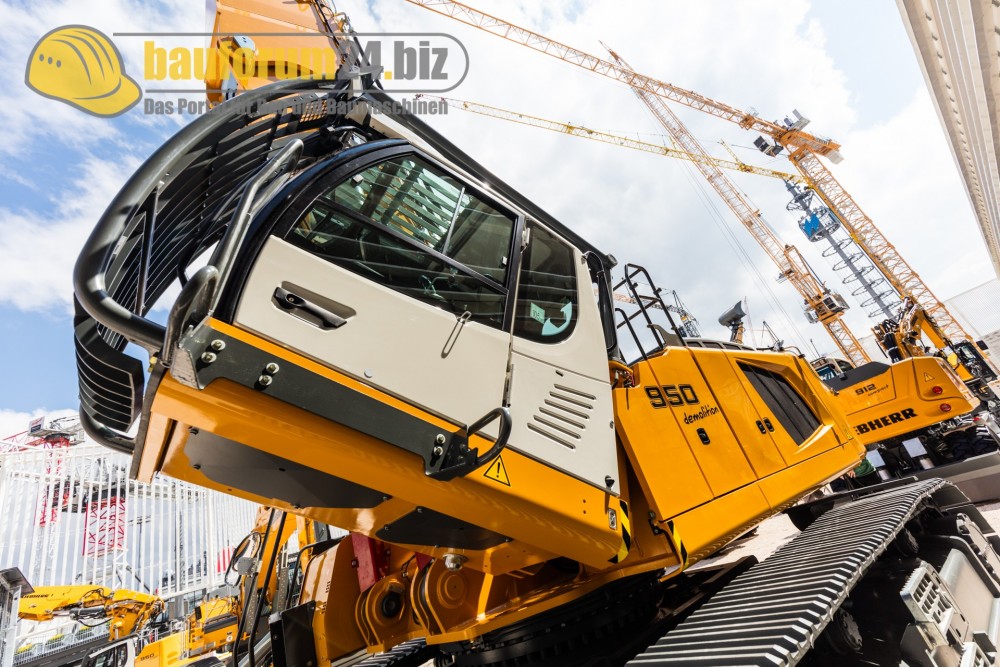 bauforum24_bauma2016_liebherr-49.jpg