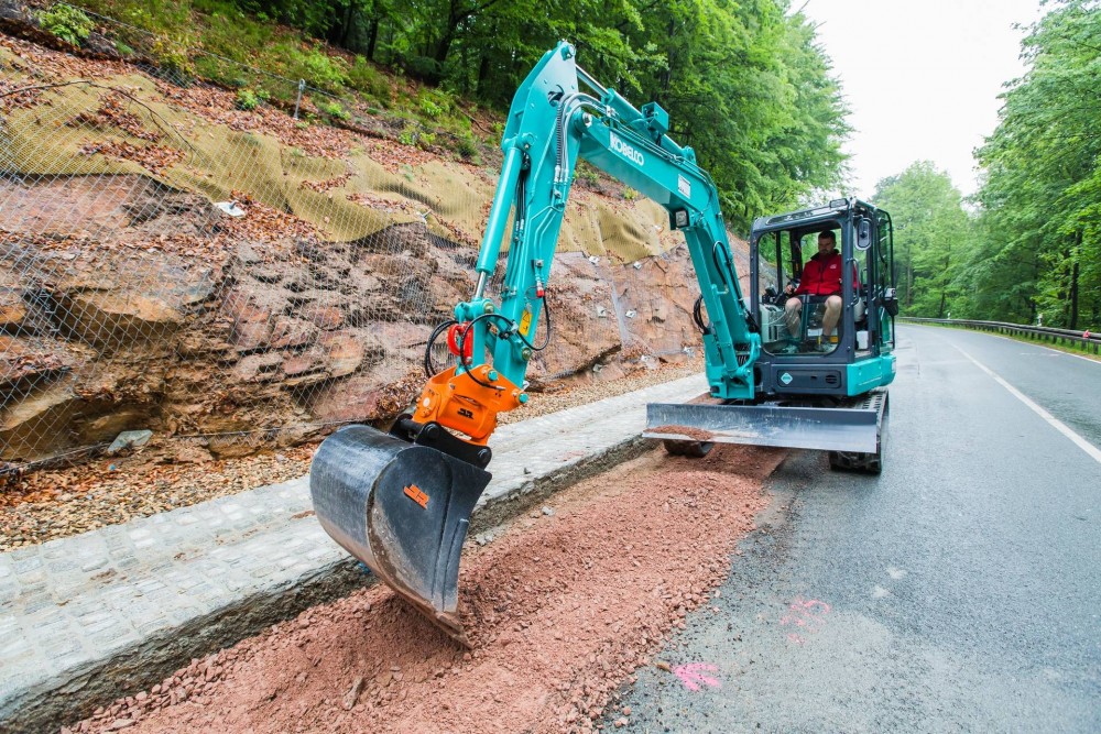 Kobelco-SK55SRX-04-bauforum24-04.jpg