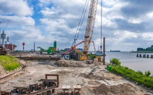 Mehr Informationen zu "HeidelbergCement liefert Betonmischung"