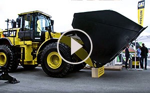 Mehr Informationen zu "Video: Cat 972M Radlader - Ligna 2017"