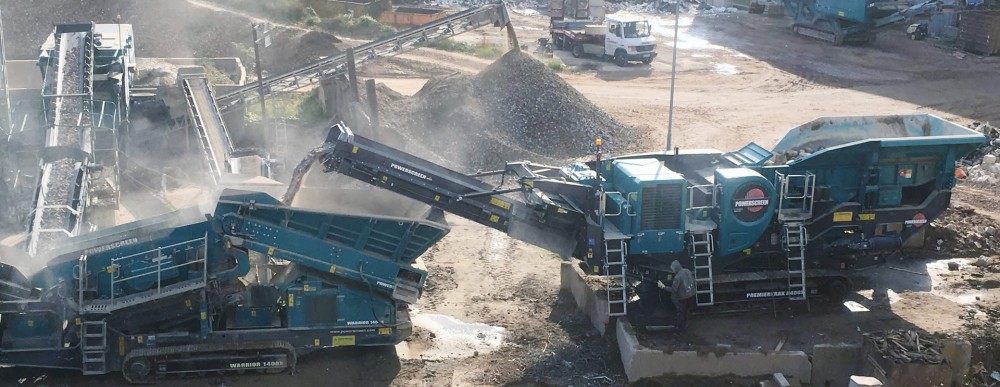 Powerscreen Premiertrak R400X Backenbrecher