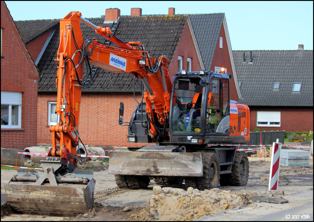 Hitachi_Zaxis170W_Mainka.thumb.jpg.08175a9e9d0bb9e71fad7d4c14dfbf72.jpg