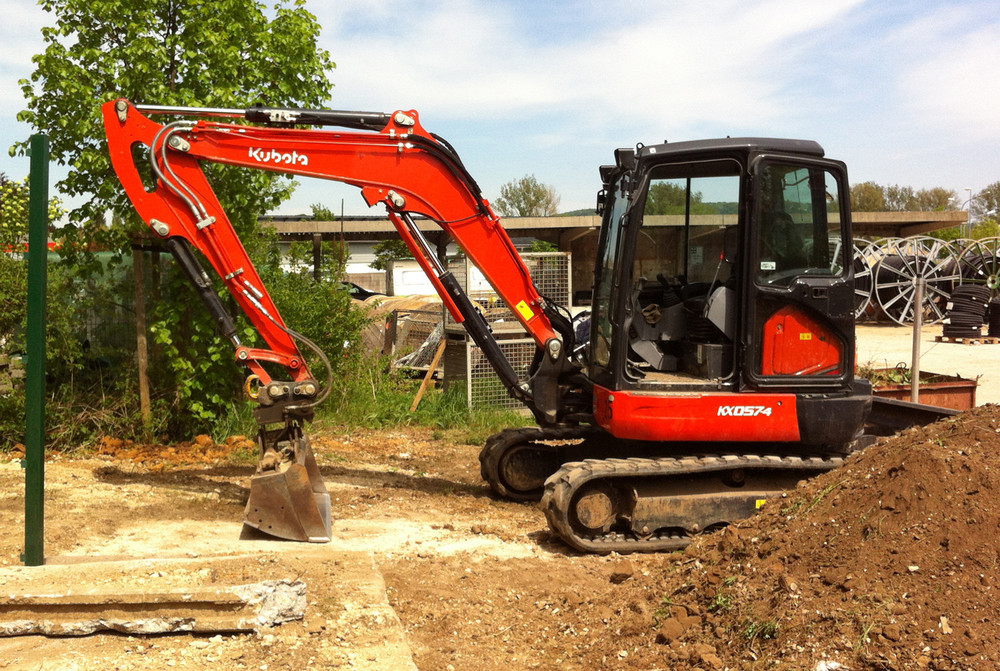 Kubota KX 057.jpg