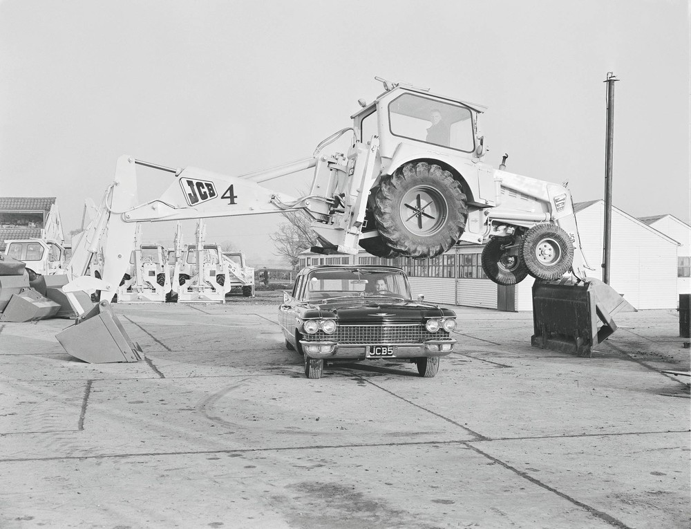 1962 - the JCB Dancing Diggers make their first appearance (1920).jpg