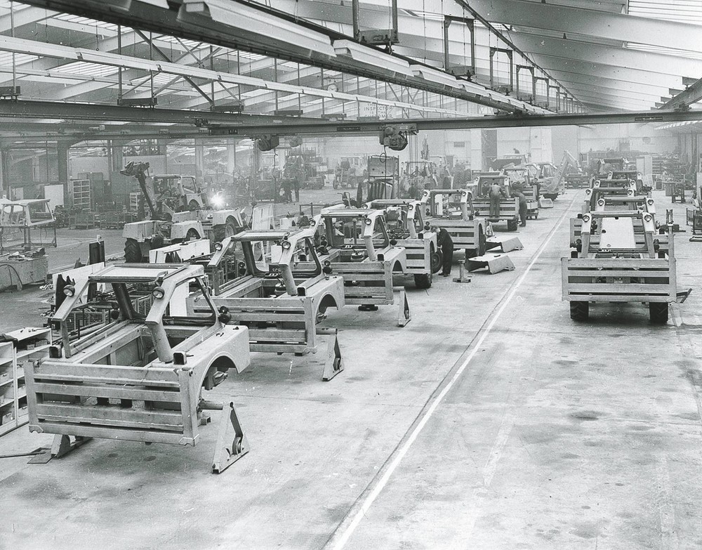 1958 - the production line at Rocester (1920).jpg