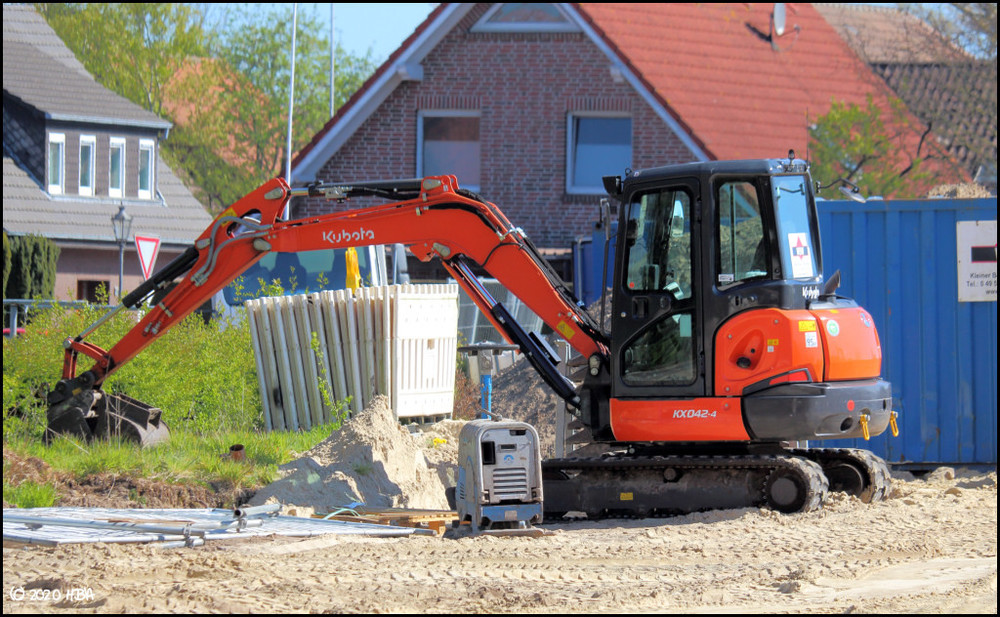 Kubota_KX042-4_Rhede.thumb.jpg.851169ea2686f038ea75924b3bf9943f.jpg