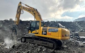 Mehr Informationen zu "Komatsu-Hydraulikbagger HB365LC/NLC-3"