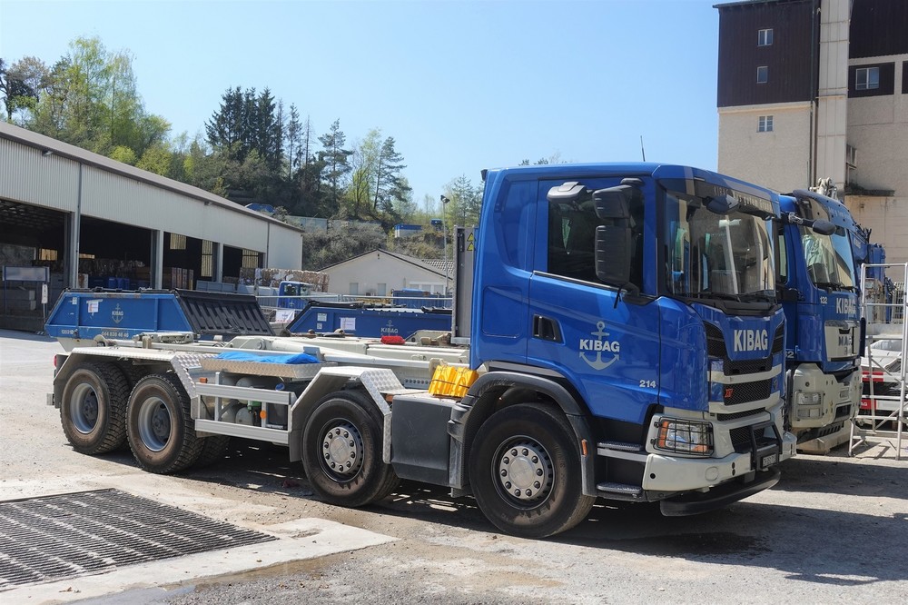 943079047_ScaniaG17450XT8x4Hakengert.thumb.JPG.5ee79677e5b17c6b56de2f72d2dc55db.JPG