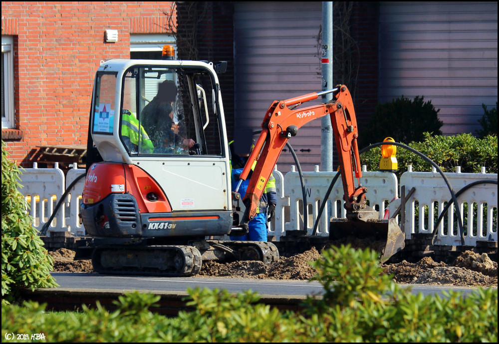 Kubota_KX41-3V_WBW_MS.thumb.jpg.4327a916f5b4ca91d6fcaf6f6255ef04.jpg