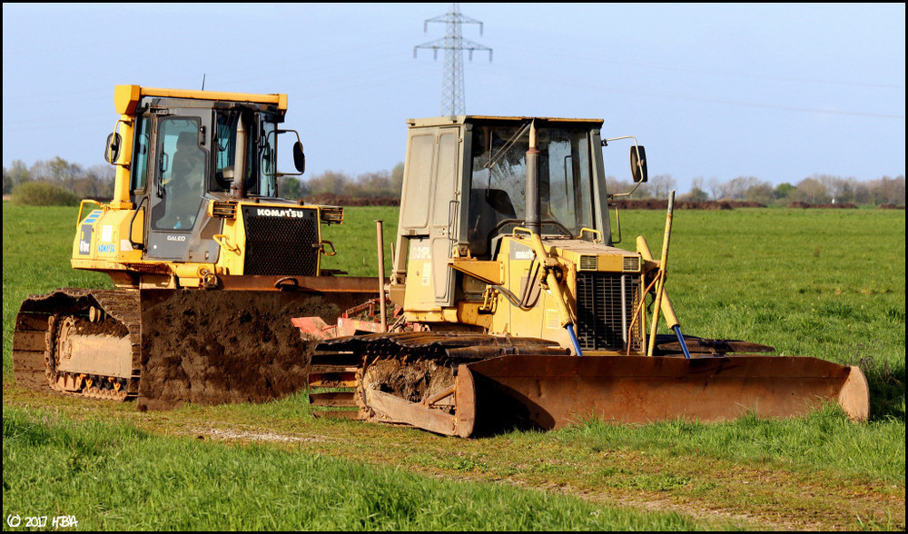 Komatsu_D61PX_D31PL.thumb.jpg.690622580fccea2b54855e6b5dc993f3.jpg