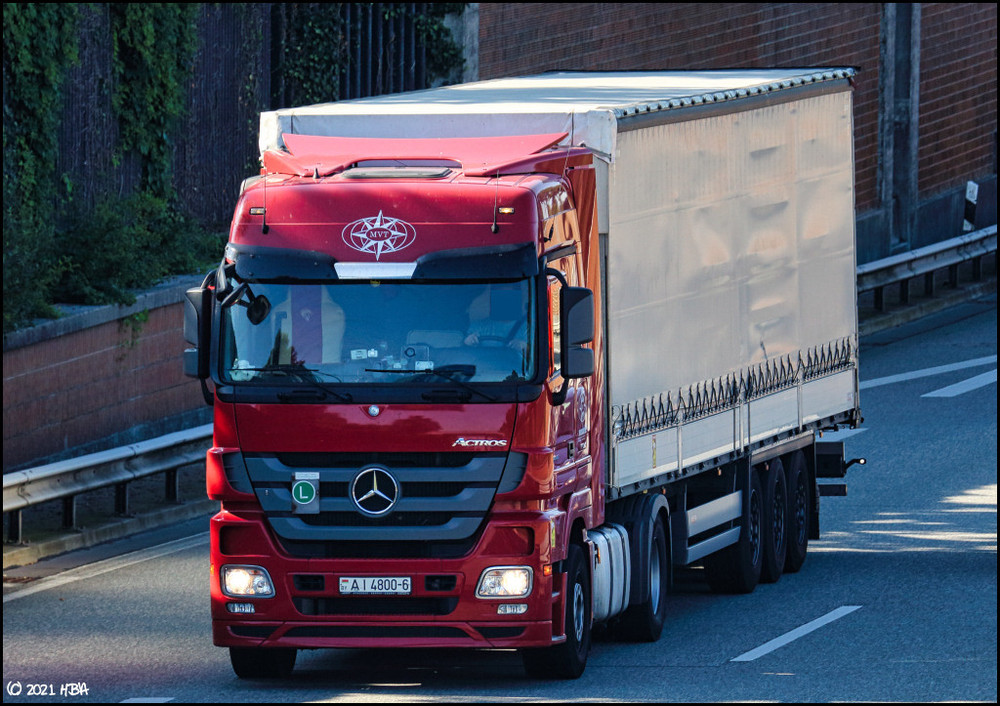 Mercedes_Actros3_1844_A31_Weissrussland.thumb.jpg.83677d6ceaed41b3a1654192de772df7.jpg