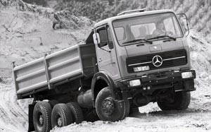 Mehr Informationen zu "Daimler-Lkw: 125 Jahre Erfahrung am Bau"