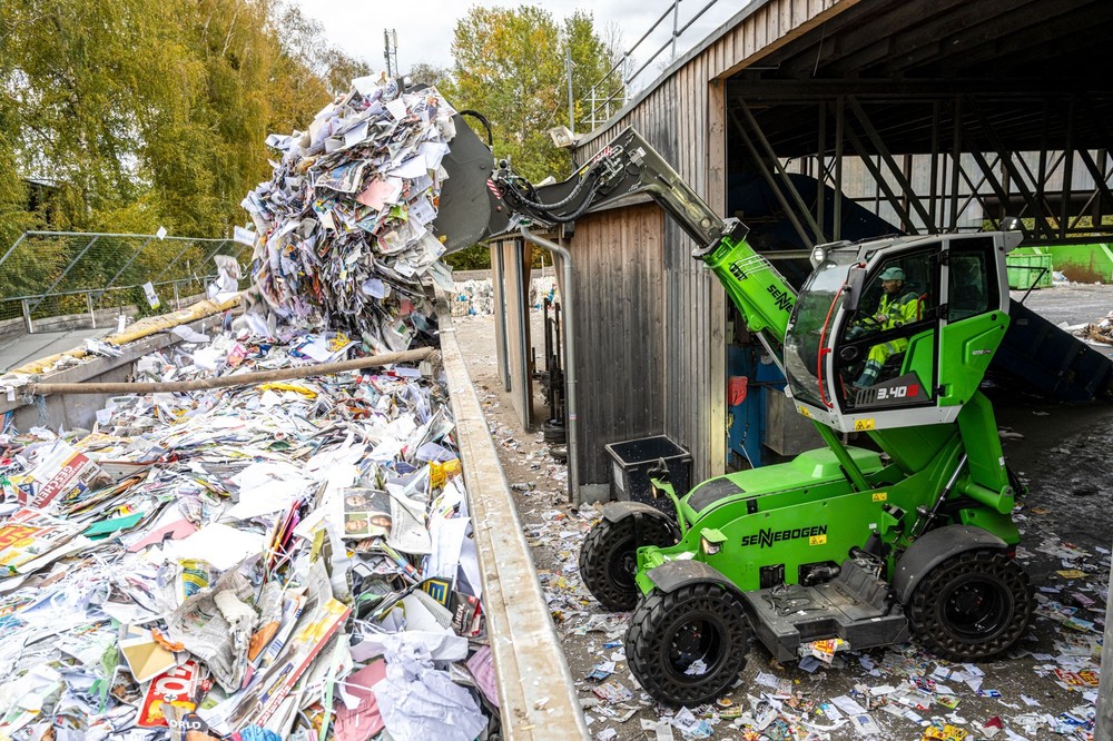 telehandler-sennebogen-340-elevating-cab.jpg