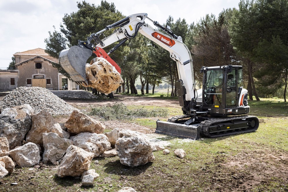 Bobcat E88 R2-series Excavator (4).jpg