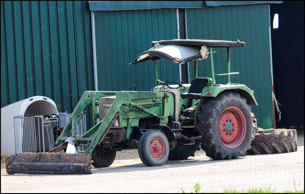 Fendt_Farmer_Mittling.thumb.jpg.bdd46589a8184f5ccbda0d0a7ac7e359.jpg