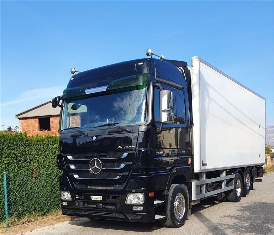 y-Mercedes-Benz-Actros-2546- (1).jpeg