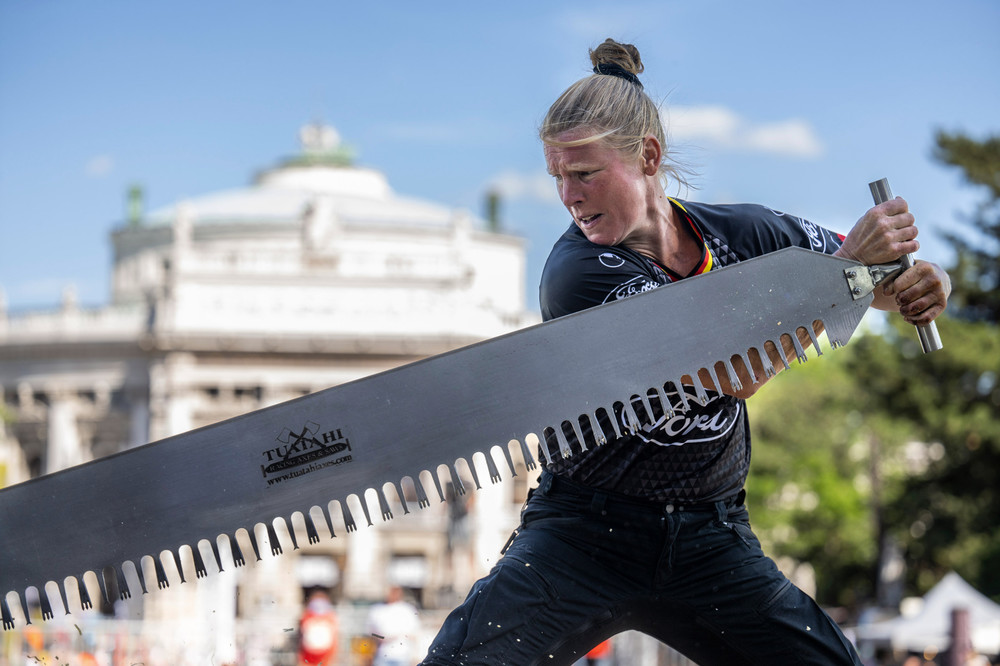 STIHL_TIMBERSPORTS_A_ing_Single_Buck.jpg