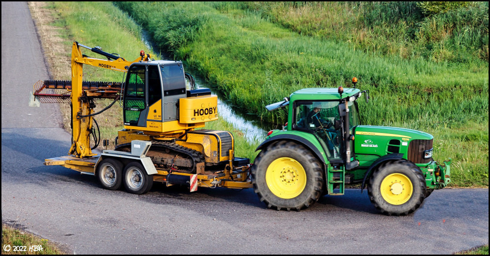 1991635862_John_Deere_6630Hooby_LC90_NL.thumb.jpg.629b6795ee0a416340a576a613561aeb.jpg