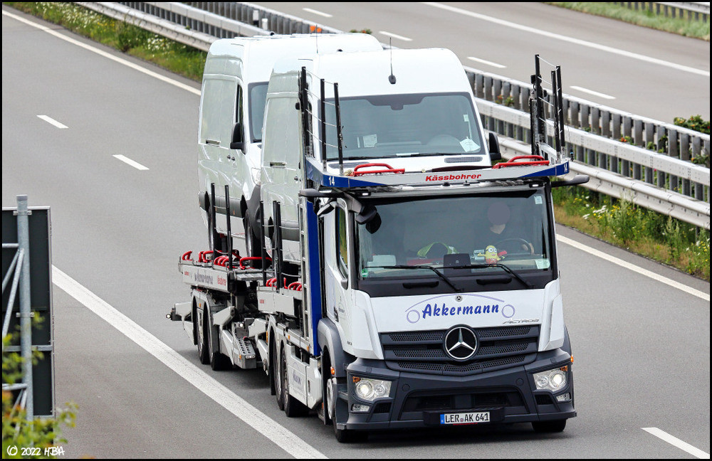 321186403_Mercedes_Actros_MP5Kssbohrer_Akkermann_A31.thumb.jpg.aab65a042800441f681cae219e01f6d7.jpg