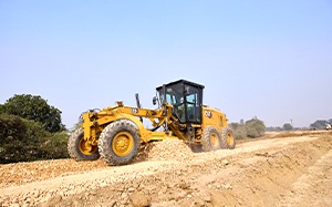 Mehr Informationen zu "Caterpillar Motorgrader 120 GC"