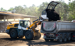 Mehr Informationen zu "Liebherr-Radlader L 556 XPower"