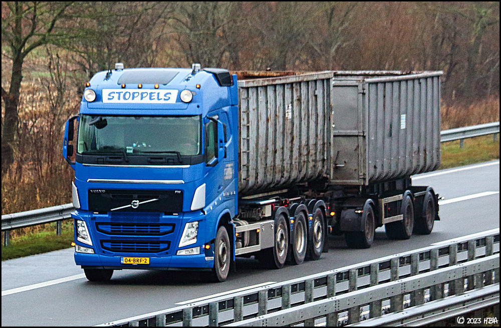 Volvo_FH_Abroller_Niederlande_A31.thumb.jpg.baee10b056bcde6b0be4520cb8902443.jpg