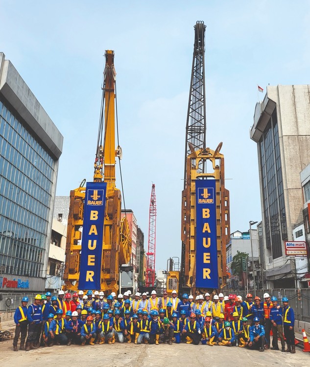 press-photos-subway-jakarta-diaphragm-wall-bauer-spezialtiefbau-cmyk (3).jpg