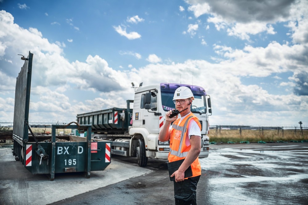 press-photos-brownfield-remediation-berlin-airport-bauer-resources-rgb (3).jpg